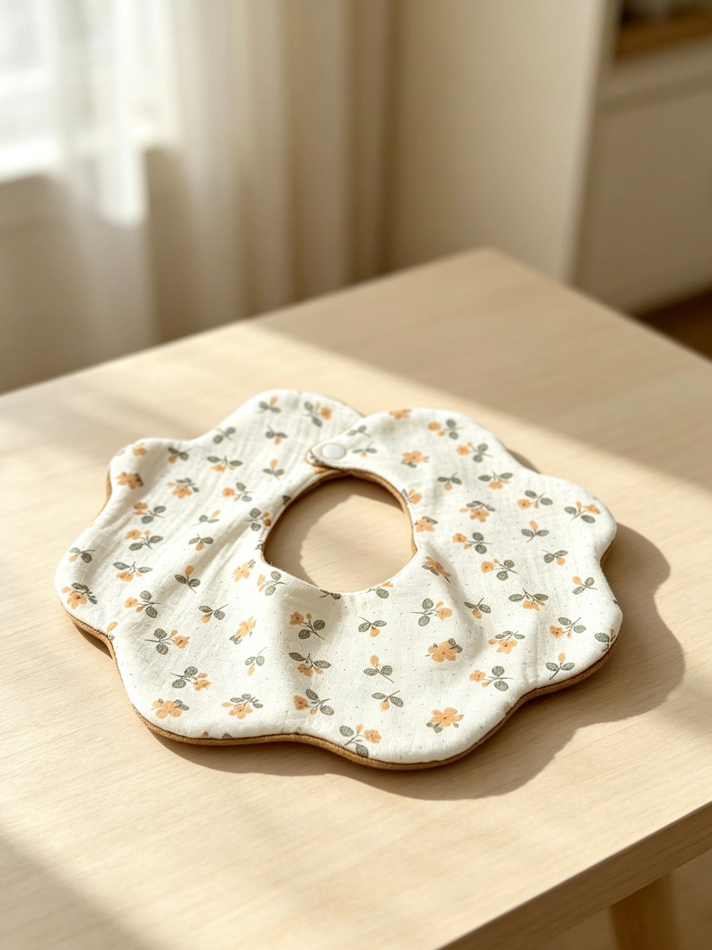 Kids Cotton Waterproof Stain-Resistant Camellia Print Bib