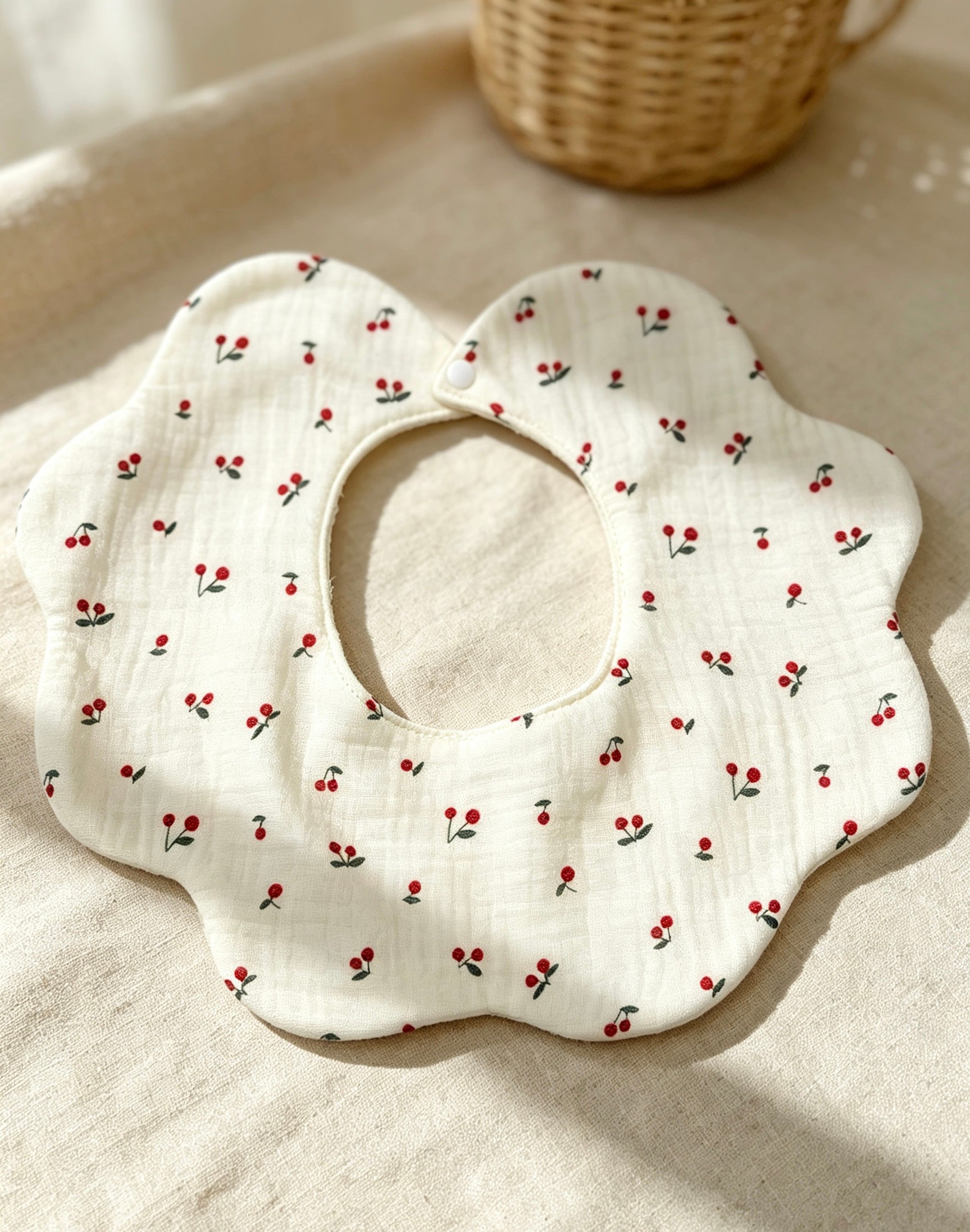 Kids Cotton Waterproof Stain-Resistant Cherry Print Bib